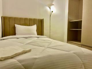 Bright 3-BR Dokki Apartment Balcony -Terrace - 3