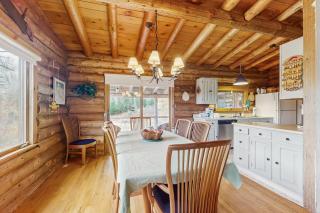 Parker Lane Cabin - 4