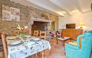 3 Bedroom Amazing Home In Vergoncey - 9