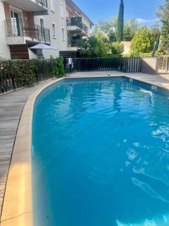 T1 Rez de chaussée terrasse piscine - 3