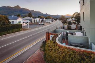 17onWellington Apartments - 2