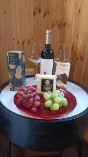 Stream-side cabin and sauna - 9