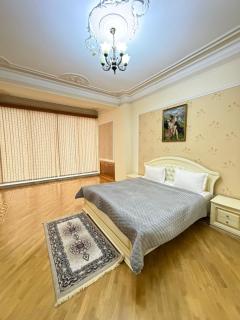 Veluna Inn Hostel - 7