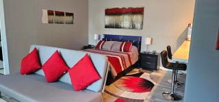 Modern Condo, Private, Home Feel, No Shared Walls - 9