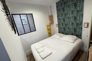 Apartment with warm and refined garden - 2