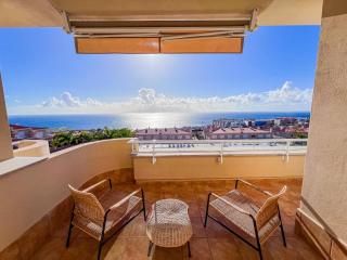 Sunset Paradise - 1 bedroom with Ocean Views, Pool, PA74 - 0