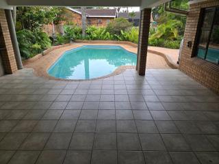 Happy Holiday Lodge - 5