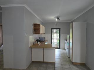 Happy Holiday Lodge - 1