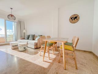 Sunset Paradise - 1 bedroom with Ocean Views, Pool, PA74 - 5