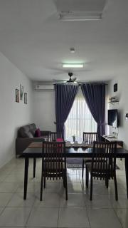 Alanis Suite KLIA 2Bedroom With Neflix - 9