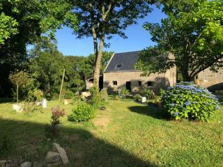 Country House Surrounded By Nature In Brittany - 9