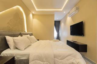 Lovely 2 Bedroom Apartment - 5