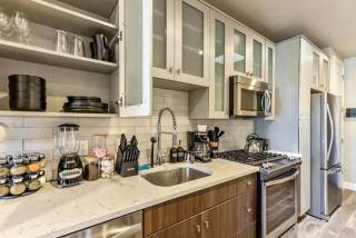 1min Delta - Salt Palace - King Bed - Gym - Parking - 5