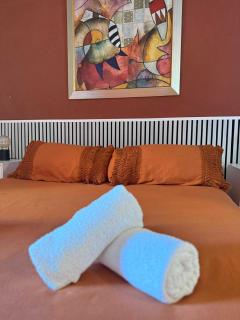 Jacaranda Sunset Aparment - By Budha - 5