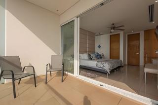 Lujoso Apto con Vista al Mar - H2 Hyatt 1806 - 1