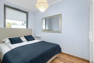 Przytulny Apartament z Parkingiem Blisko Starego Miasta by Noclegi Renters - 8