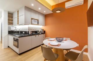 Loft com janela acustica a 5 minutos caminhando ate a praia - NSC304 - 9