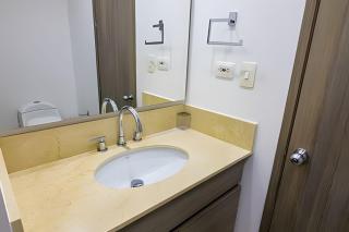 Hermoso Apto Frente al Mar - Morros City piso 9 - 2