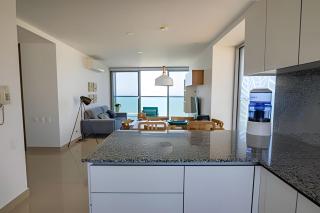 Hermoso Apto Frente al Mar - Morros City piso 9 - 1