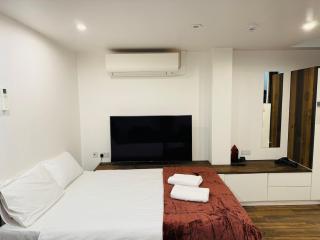 Luxury one bedroom flat in great Location - 8