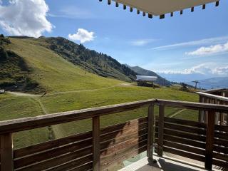 Studio divisible Au pied des pistes Balcon vue sur pistes - FR-1-181-2674 - 2