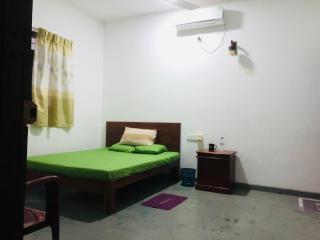 Nadee Guest & Yala Safari - 1