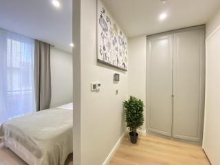 Stylish Studio with Golden Horn Charm - 4