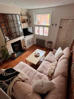 Two Bedroom House in the Heart of Winchester - 6