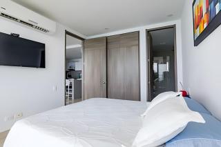 Espectacular Apto Piso 21 de 2 Hab - Morros City - 3