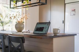 Guestly Homes - 3BR Homely Villa in Piteå - 4