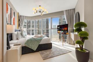 Luxurious and Spacious Living in the Heart of Radiant Boulevard - 8