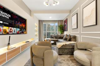 Luxurious and Spacious Living in the Heart of Radiant Boulevard - 4
