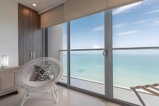 Lujoso Apto de 2 habitaciones en piso 30 - 6