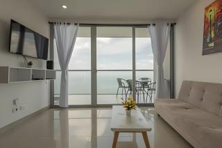 Lujoso Apto de 2 Habitaciones Piso 32- Morros City - 9