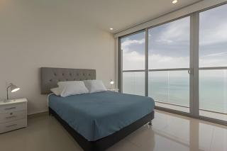 Lujoso Apto de 2 Habitaciones Piso 32- Morros City - 5