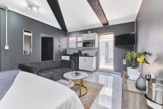 Villa Picasso Sandton - Executive - 0