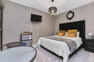 Villa Picasso Sandton - 1