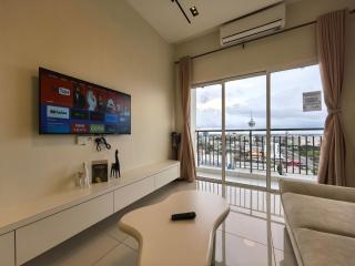 D Aman Infinity Pool and AS Tower View Homestay 05 - 1