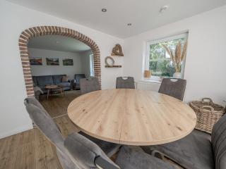 Großzügiges Ferienhaus mit großem Garten in Alleinlage - 6