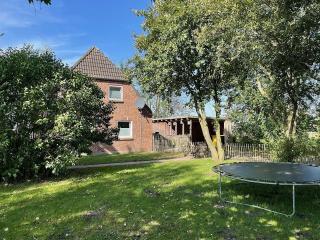 Großzügiges Ferienhaus mit großem Garten in Alleinlage - 7