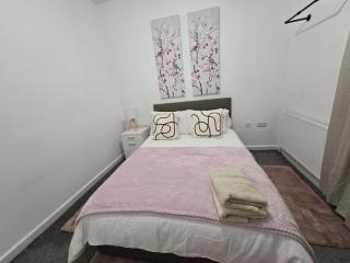 Room 2 Shared House 3 min from Stadium - 6