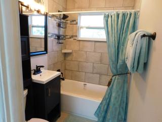 Beautiful high end remodel guest apartment with pool! - 6