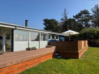 Holiday Home With Fantastic Sea View! - 0