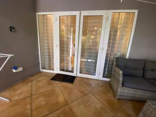 Waterside Complex - Beachfront Villa in Grand Baie - 9