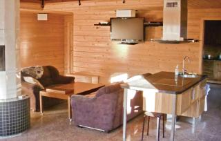 Stunning Home In Gislaved With 4 Bedrooms, Sauna And Wifi - 9