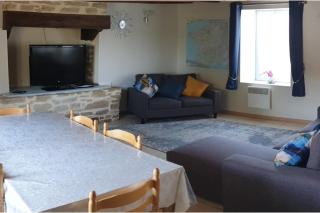 2 Bed Cottage Sleeps 4 with Pool and Pet Friendly - 1