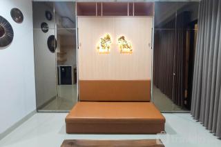 Studio Unit with Living Room - 5