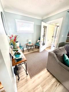 Cozy Home By University Circle VA,CC & Museum - 9