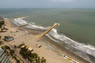 ¡Espectacular Apto Con Vista al Mar Piso 28! - 2