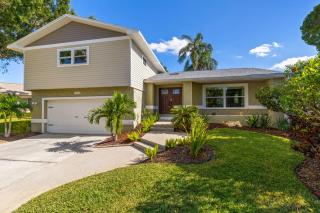 Family Oasis - Pool Hot Tub Games & Near Beach - 2